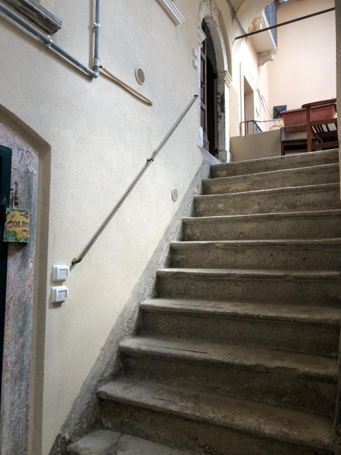 Il Minotauro B&B A 5 Minuti Da Popoli Vittorito Dış mekan fotoğraf