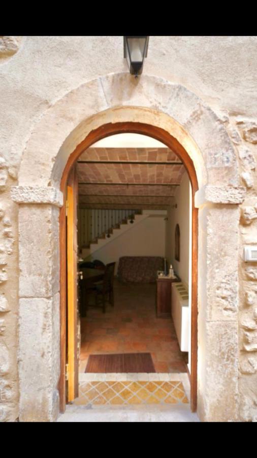 Il Minotauro B&B A 5 Minuti Da Popoli Vittorito Dış mekan fotoğraf